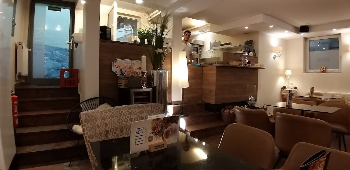 Fellini's Eiscafe & Pizza